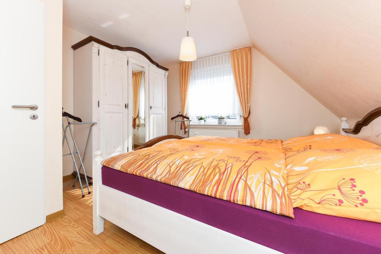 Ferienwohnung Im Haus Weinstock Езенс Екстер'єр фото