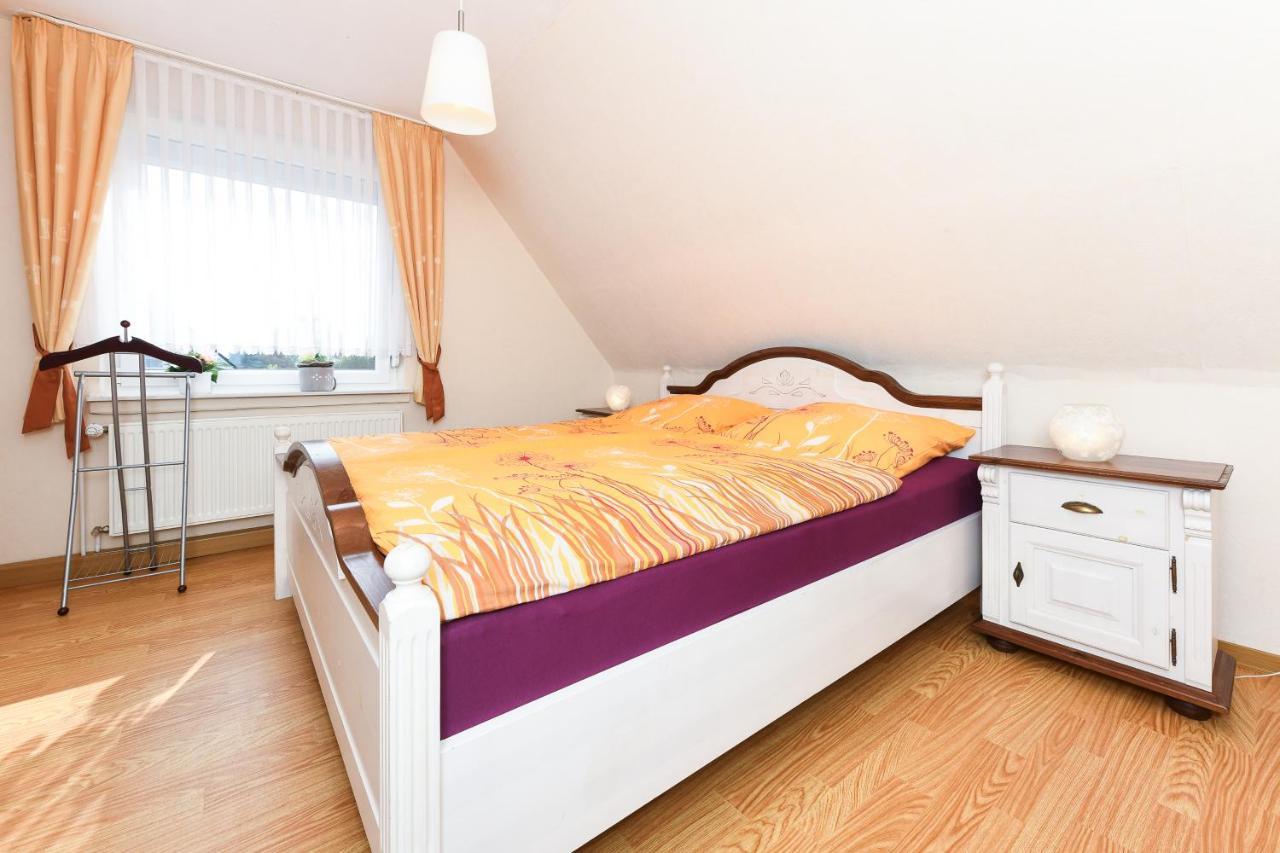 Ferienwohnung Im Haus Weinstock Езенс Екстер'єр фото